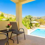 Semeli Villa Katelios